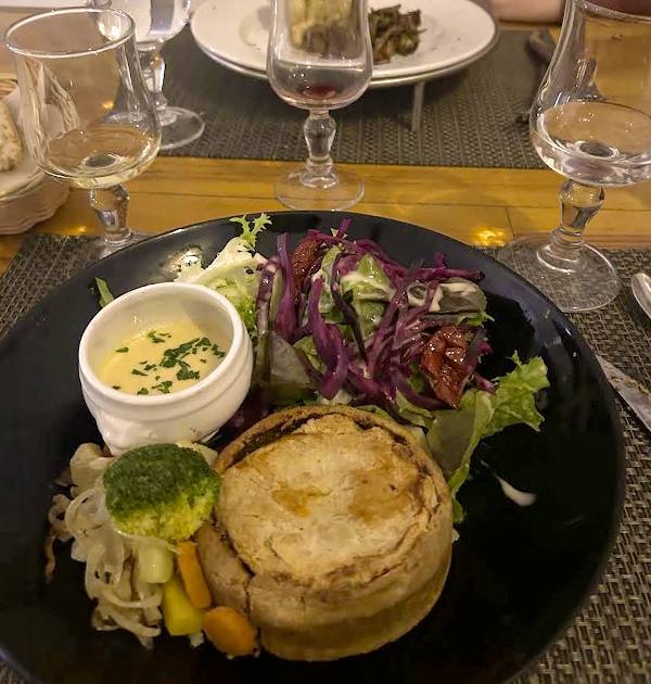 La Taverne De D Artagnan - restaurant LUPIAC